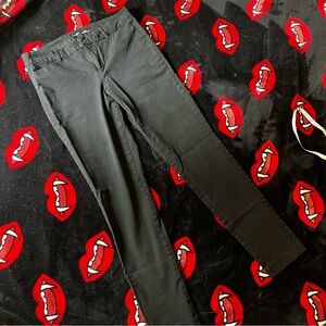 Old Navy Mid-Rise Pixie Chino Pants - Black - Size 10 Tall (Secret-Slim Pockets)